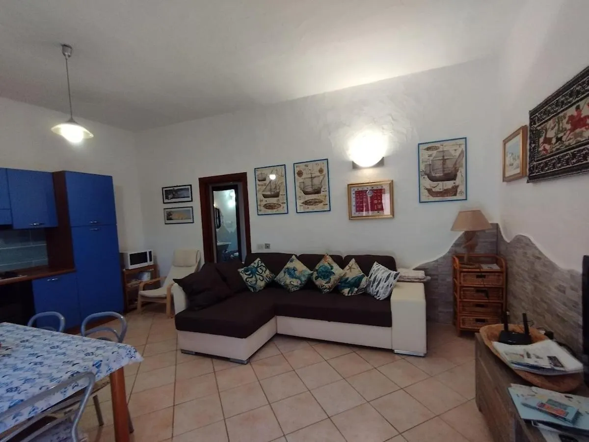Capo Coda Cavallo, Vacanze Nella Casa Il Maestrale