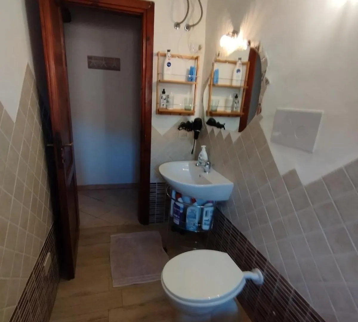Lägenhet Capo Coda Cavallo, Vacanze Nella Casa Il Maestrale Italien